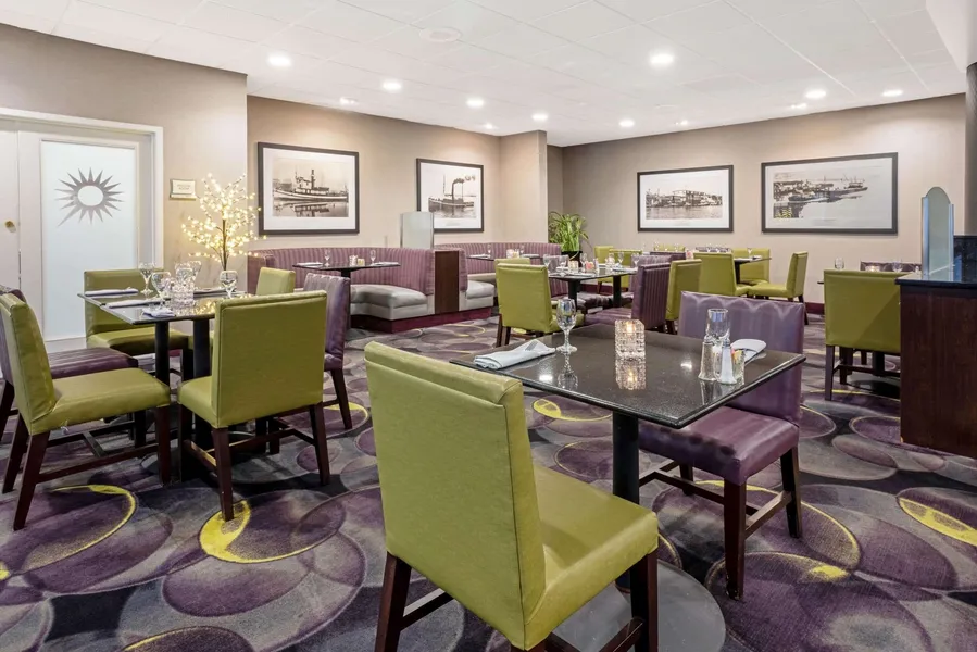 La Quinta Inn & Suites by Wyndham Tacoma - Seattle hotel detail image 6