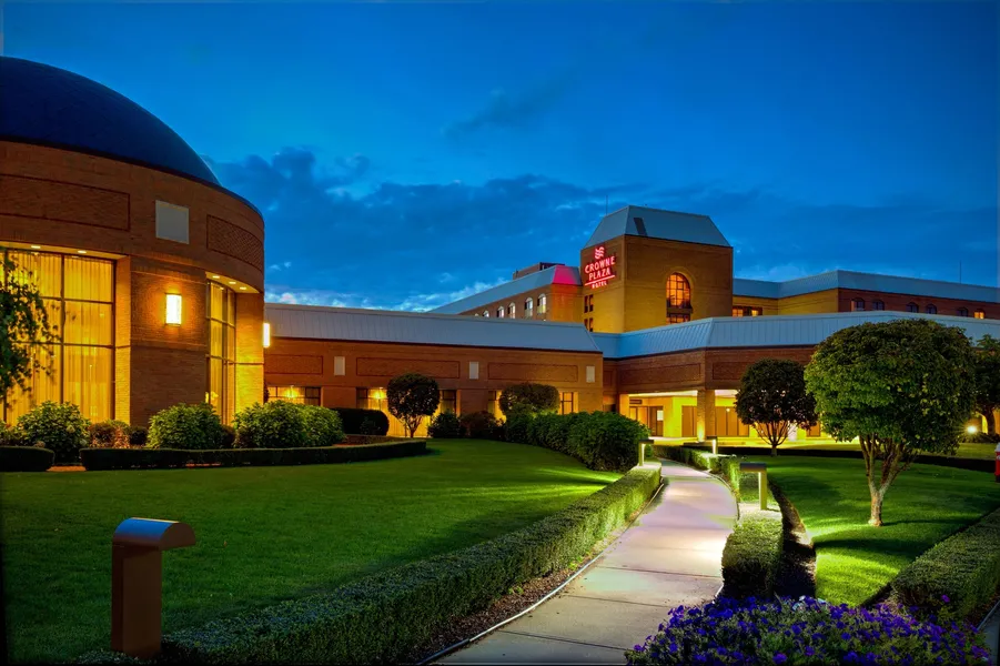 Crowne Plaza Providence-Warwick Airport by IHG hotel detail image 2
