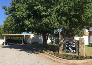 Hunters Lodge Motel hotel thumbnail 3