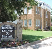 Hunters Lodge Motel hotel detail image 4