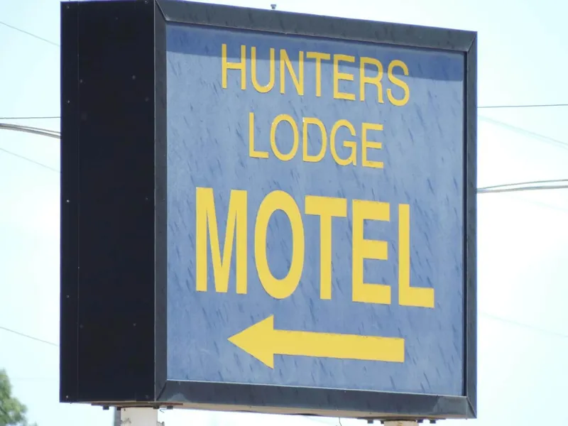 Hunters Lodge Motel hotel detail image 6