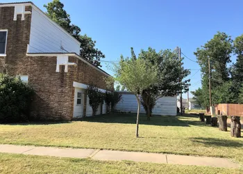 Hunters Lodge Motel hotel thumbnail 8