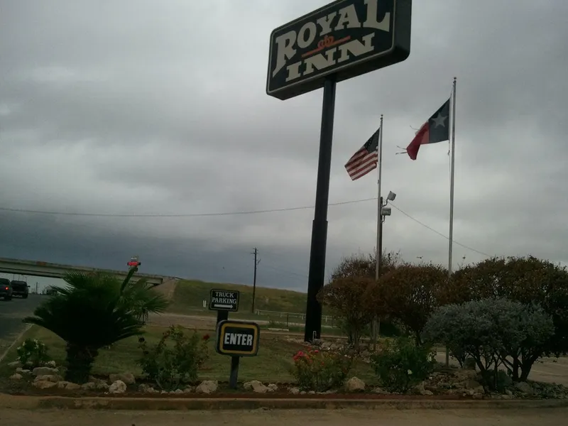 Royal Inn Pearsall hotel detail image 6