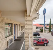 Motel 6 San Antonio, TX - Fiesta Trails hotel detail image 5
