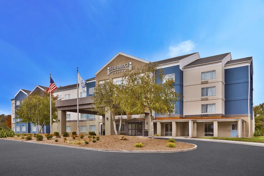 Staybridge Suites Pittsburgh Airport by IHG hotel detail image 2