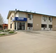 Americas Best Value Inn East Peoria hotel detail image 4