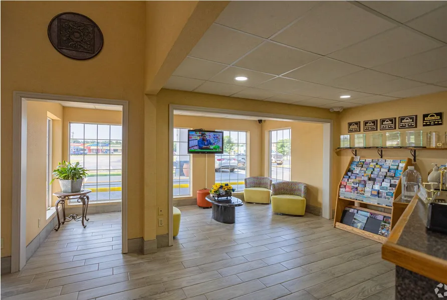 Days Inn by Wyndham Pauls Valley hotel detail image 2