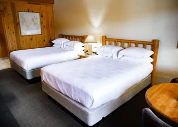 Big Horn Lodge hotel thumbnail 5