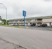 Motel 6 Kansas City, MO - Airport hotel detail image 3