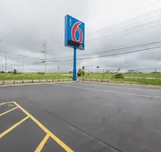 Motel 6 Kansas City, MO - Airport hotel detail image 7