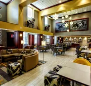 Hampton Inn & Suites Staten Island hotel detail image 5