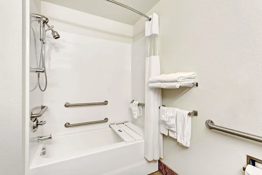 Microtel Inn & Suites by Wyndham Cheyenne hotel detail image 6