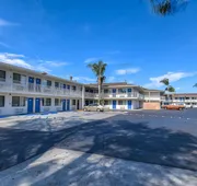 Motel 6 Stanton, CA - Anaheim West hotel detail image 4