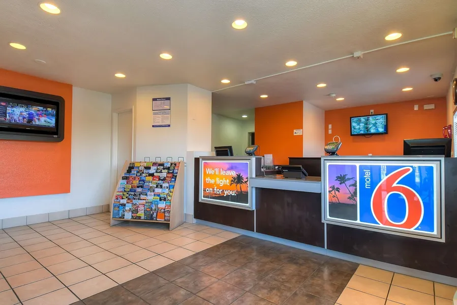 Motel 6 Stanton, CA - Anaheim West hotel detail image 6