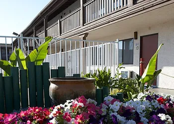 E-Z 8 Motel Newark hotel thumbnail 4