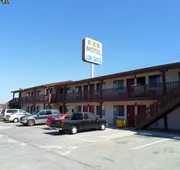 E-Z 8 Motel Newark hotel detail image 7