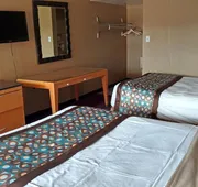 Americas Best Value Inn & Suites Kansas City hotel detail image 3