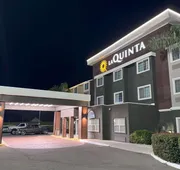 La Quinta Inn & Suites by Wyndham Tulare hotel detail image 7