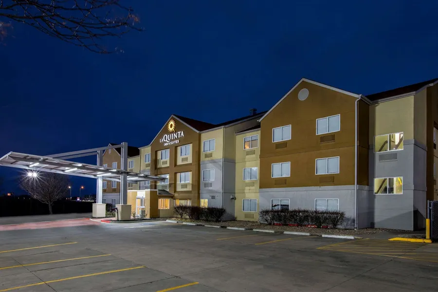 La Quinta Inn & Suites by Wyndham Emporia hotel detail image 2