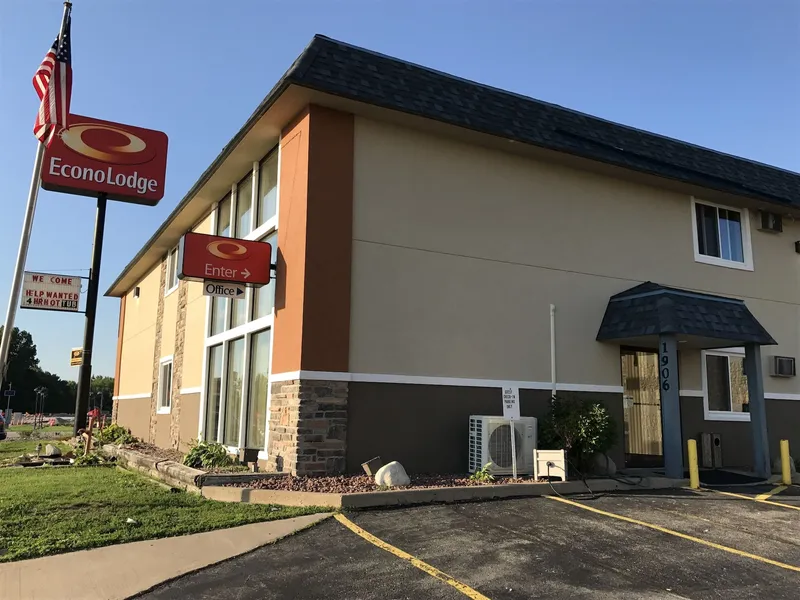 Econo Lodge La Crosse North hotel detail image 2