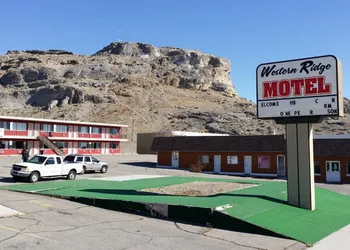 Western Ridge Motel hotel thumbnail 2