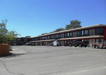 Western Ridge Motel hotel thumbnail 3
