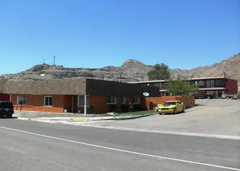 Western Ridge Motel hotel thumbnail 6