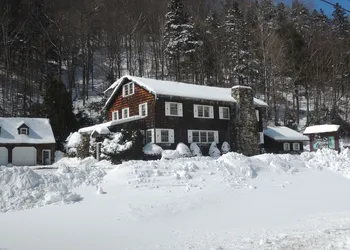 Turn of River Lodge hotel thumbnail 2