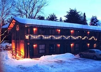 Timber Inn Motel hotel thumbnail 2