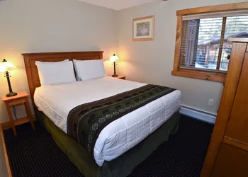 Timber Inn Motel hotel thumbnail 8