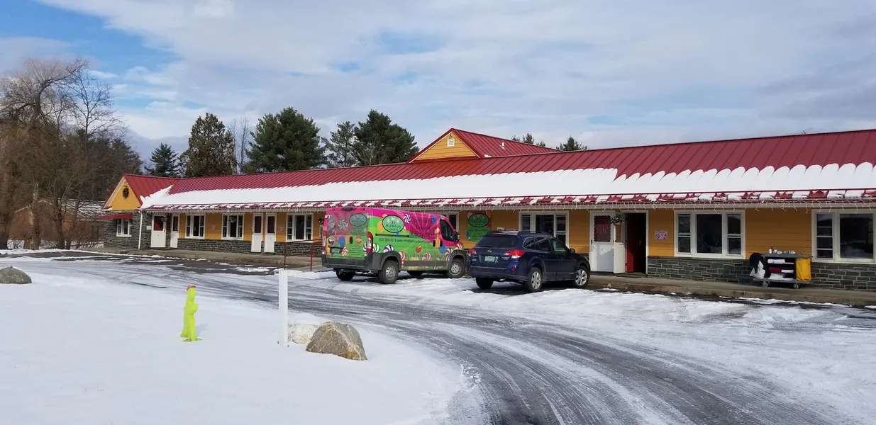 Middlebury Sweets Motel hotel detail image 2