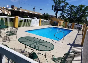 America's Best Inn hotel thumbnail 3