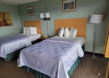 Downtown Inn and Suites hotel thumbnail 3
