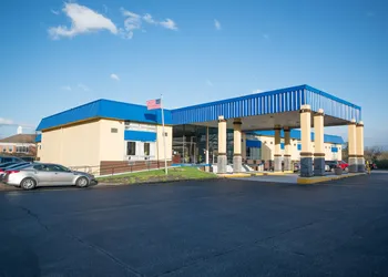 Days Inn by Wyndham Fort Wright Cincinnati Area hotel thumbnail 4