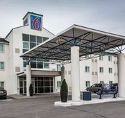 Motel 6 Saskatoon, SK hotel detail image 4