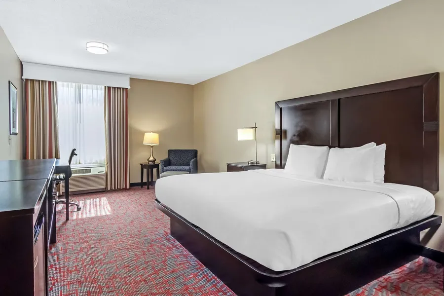 Comfort Inn & Suites North Charleston - Northwoods hotel detail image 6