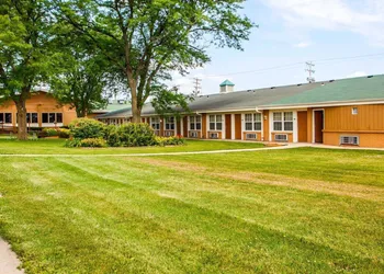 Rodeway Inn Beloit hotel thumbnail 3
