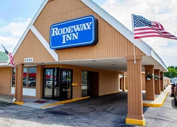 Rodeway Inn Beloit hotel thumbnail 4