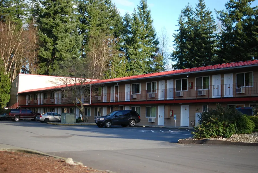 Smokey Point Motor Inn hotel detail image 6