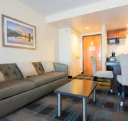 Wingate by Wyndham - Orlando International Airport hotel detail image 4