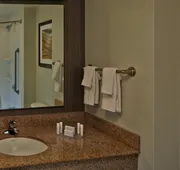 Courtyard by Marriott Providence Warwick hotel detail image 3