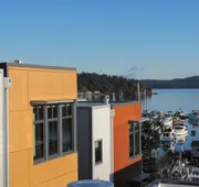 Island Inn at 123 West hotel detail image 4
