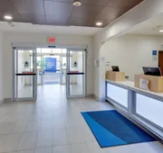 Holiday Inn Express & Suites Detroit - Farmington Hills by IHG hotel detail image 4