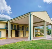 Quality Inn Heber Springs hotel detail image 3