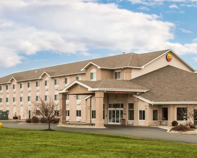 Comfort Inn & Suites Diamondale – Lansing hotel detail image 2