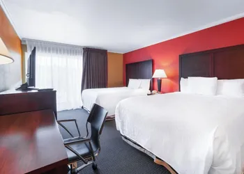 Pullman Garden Inn hotel thumbnail 5
