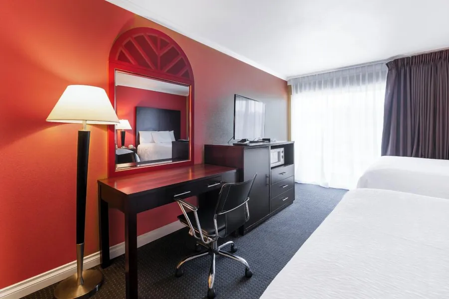 Pullman Garden Inn hotel detail image 6
