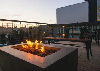 The Grove West Seattle Inn hotel thumbnail 2