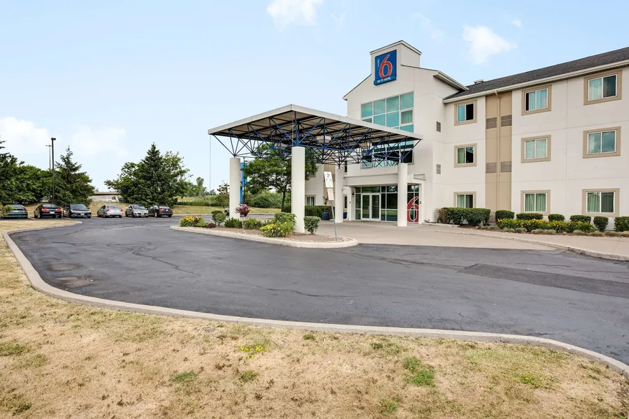 Motel 6 Brampton, ON - Toronto hotel detail image 2