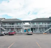 Sumner Motor Inn hotel detail image 5